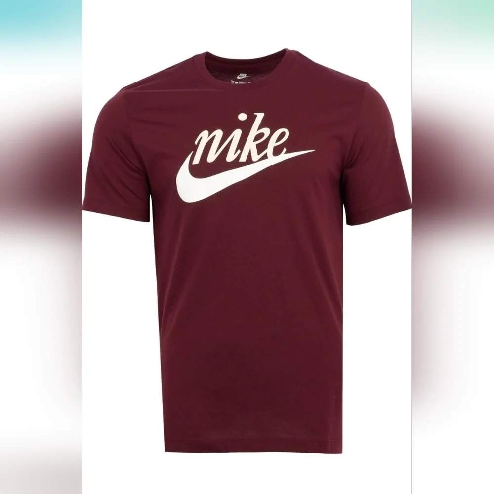 Nike Sportswear T-Shirt – Maroon (Large)